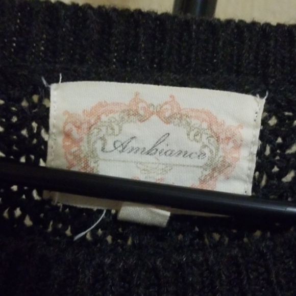 Sweater - Picture 2 of 4